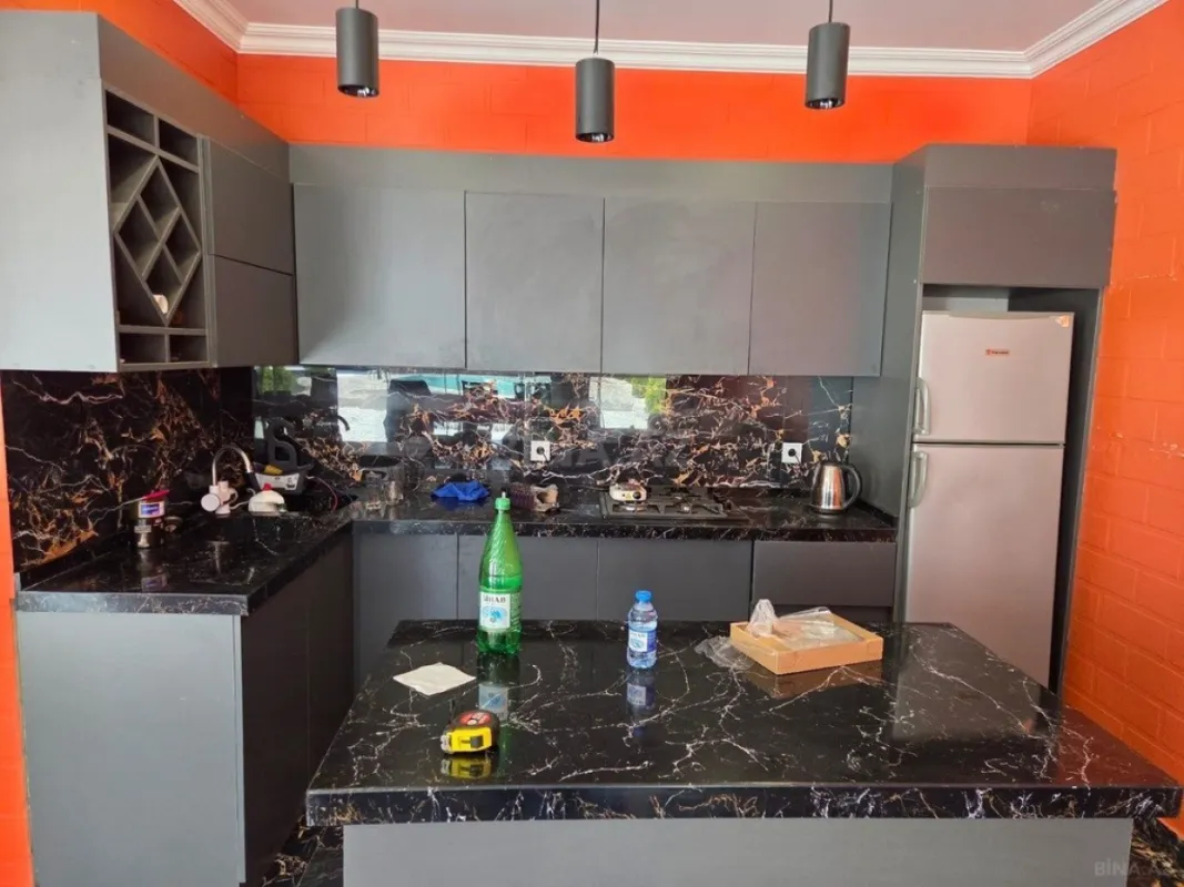 Kirayə verilir 5 otaqlı həyət evi 350 m²