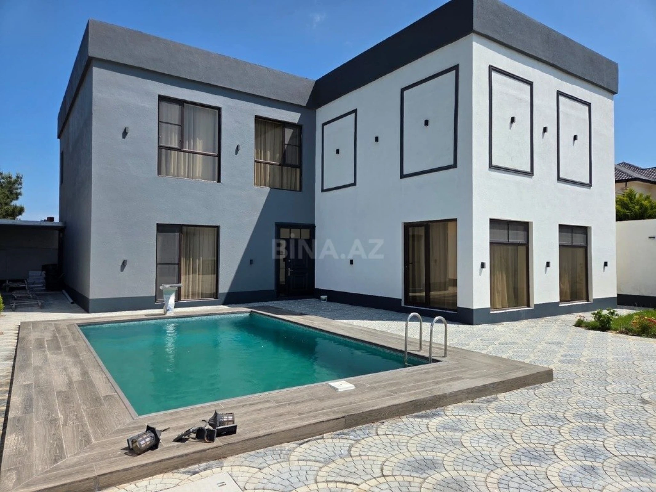 Kirayə verilir 5 otaqlı həyət evi 350 m²