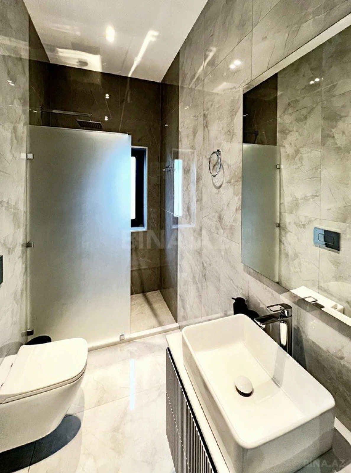 Kirayə verilir 4 otaqlı həyət evi 250 m²