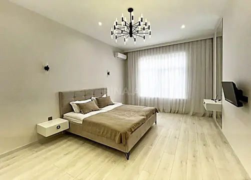 Kirayə verilir 4 otaqlı həyət evi 250 m²