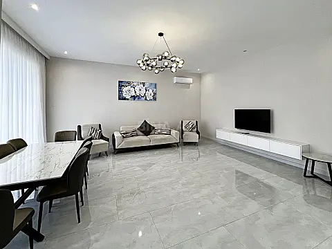 Kirayə verilir 4 otaqlı həyət evi 250 m²