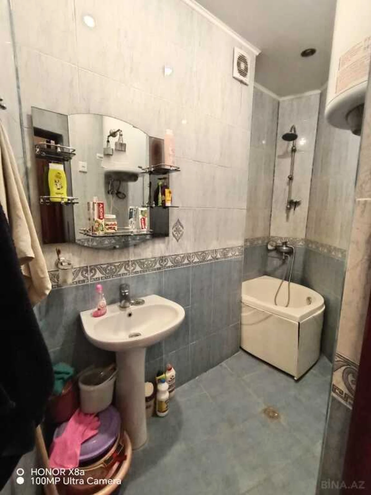 Satılır 2 otaqlı mənzil 75 m²