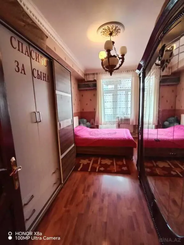 Satılır 2 otaqlı mənzil 75 m²