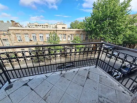 Kirayə verilir 1 otaqlı mənzil 45 m²