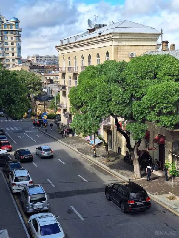 Kirayə verilir 1 otaqlı mənzil 45 m²