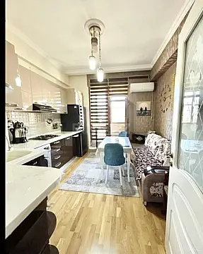 Kirayə verilir 2 otaqlı mənzil 79 m²