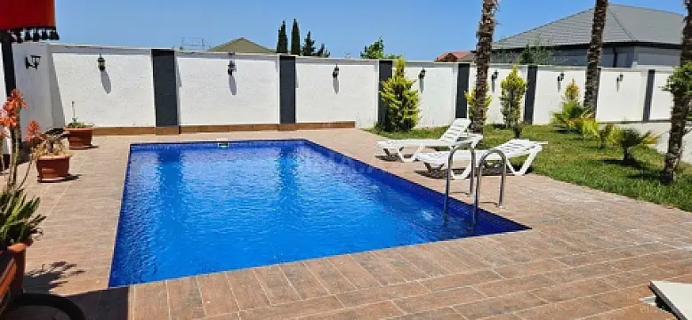 Kirayə verilir 4 otaqlı həyət evi 200 m²