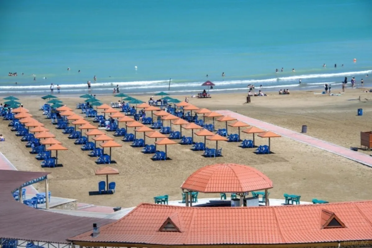 Satılır 6 otaqlı həyət evi 600 m²