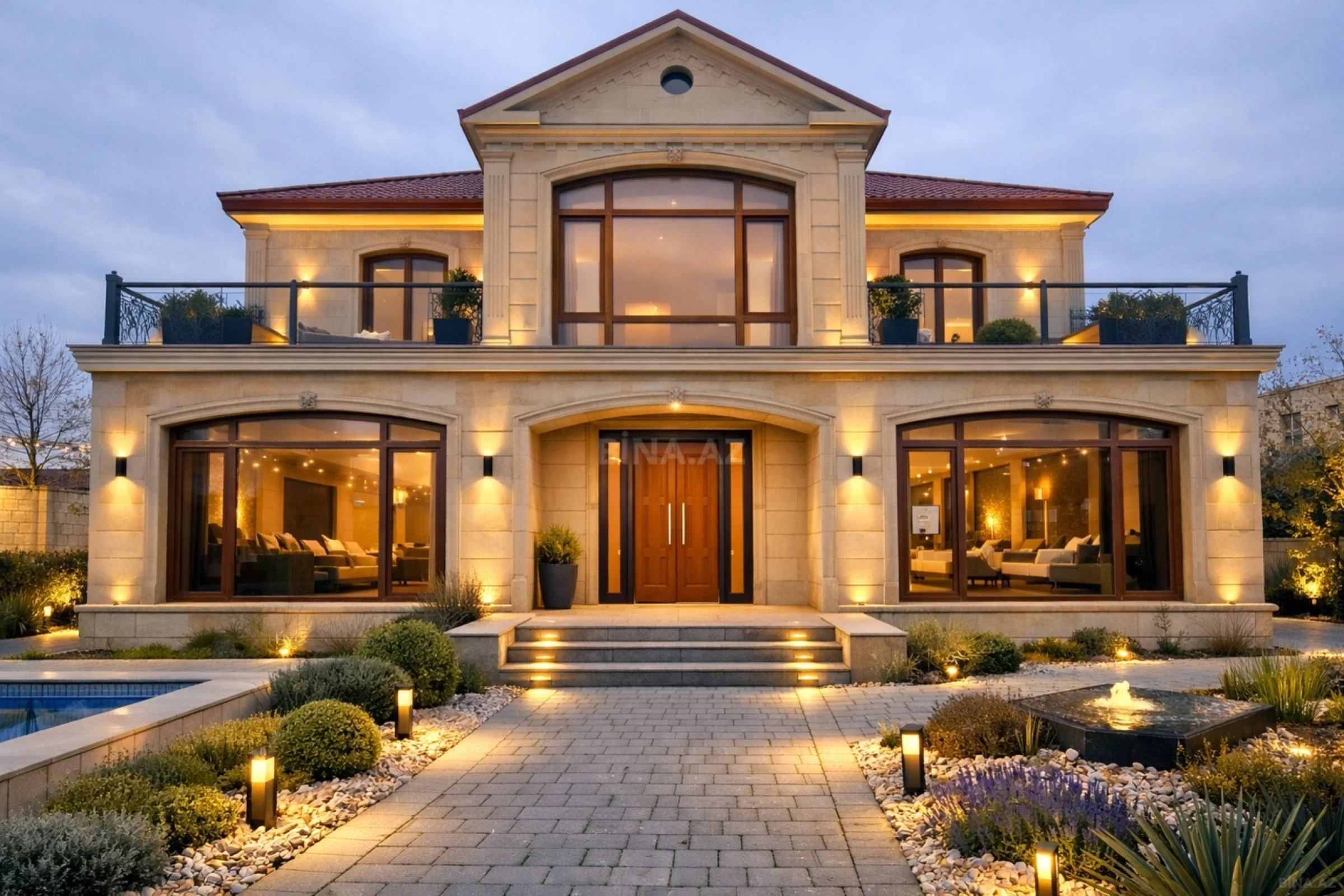 Satılır 6 otaqlı həyət evi 600 m²