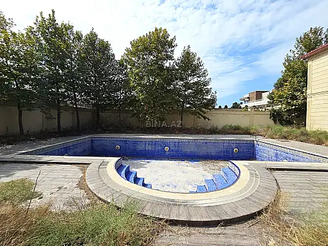 Satılır 6 otaqlı həyət evi 600 m²