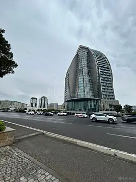 Satılır 2 otaqlı mənzil 92 m²