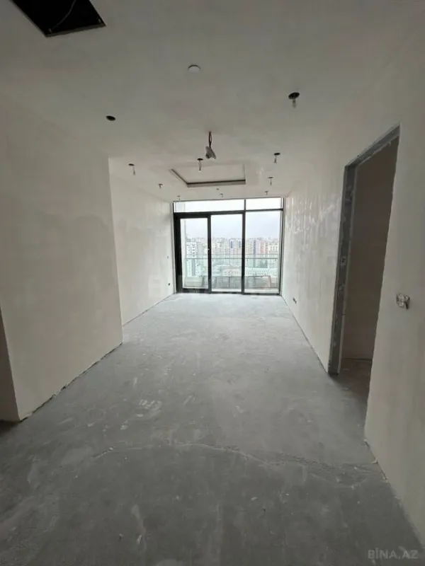 Satılır 2 otaqlı mənzil 92 m²