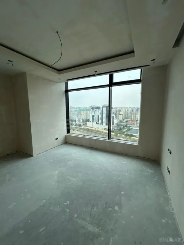 Satılır 2 otaqlı mənzil 92 m²
