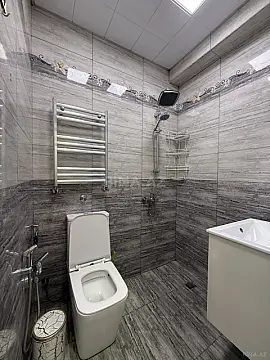 Kirayə verilir 2 otaqlı mənzil 55 m²