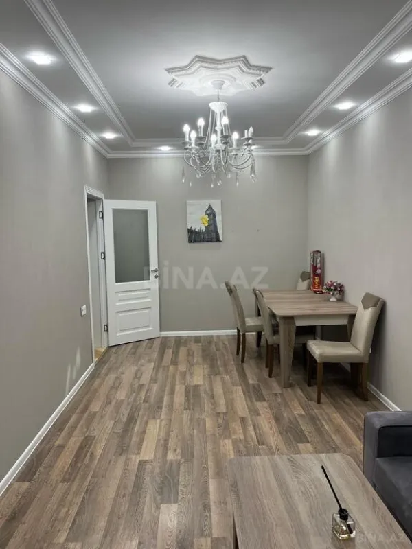 Kirayə verilir 2 otaqlı mənzil 55 m²
