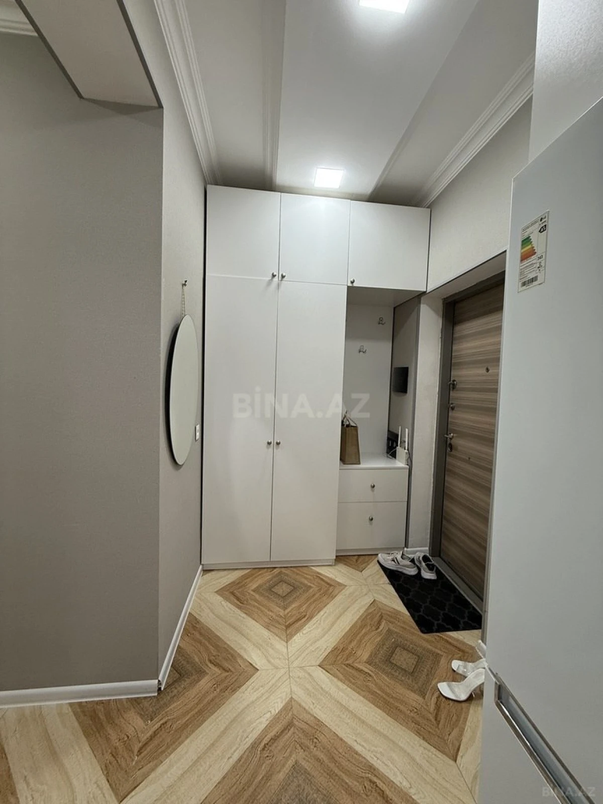 Kirayə verilir 2 otaqlı mənzil 55 m²