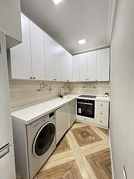 Kirayə verilir 2 otaqlı mənzil 55 m²
