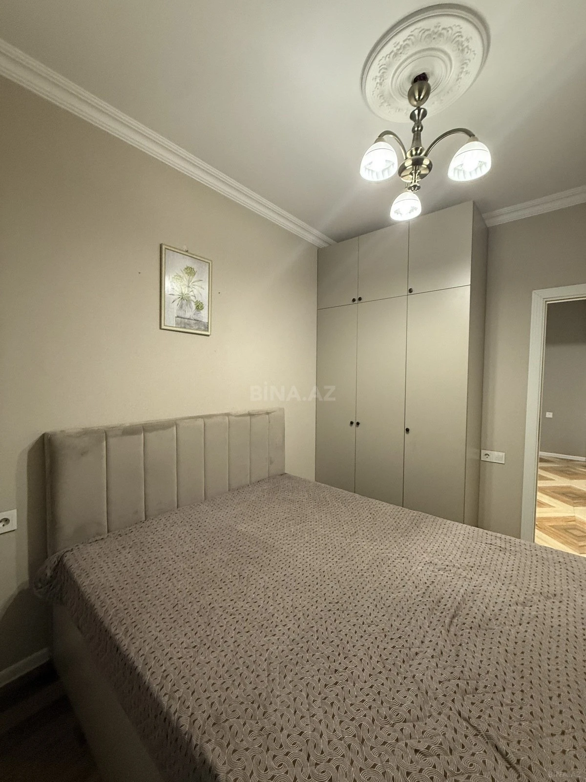 Kirayə verilir 2 otaqlı mənzil 55 m²