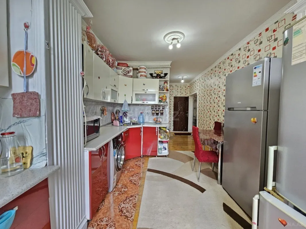 Satılır 2 otaqlı mənzil 60 m²