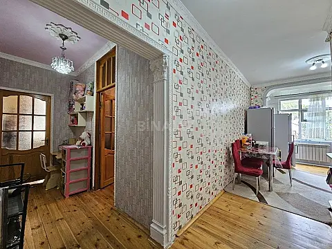 Satılır 2 otaqlı mənzil 60 m²