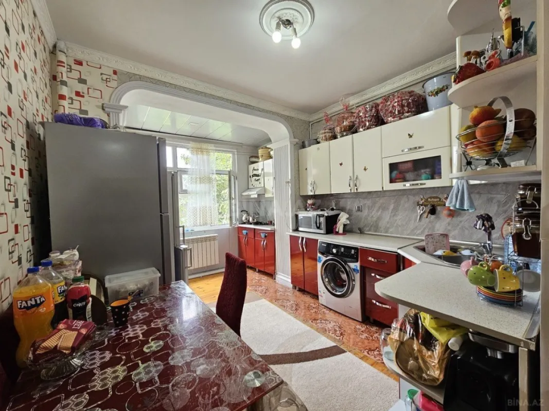 Satılır 2 otaqlı mənzil 60 m²