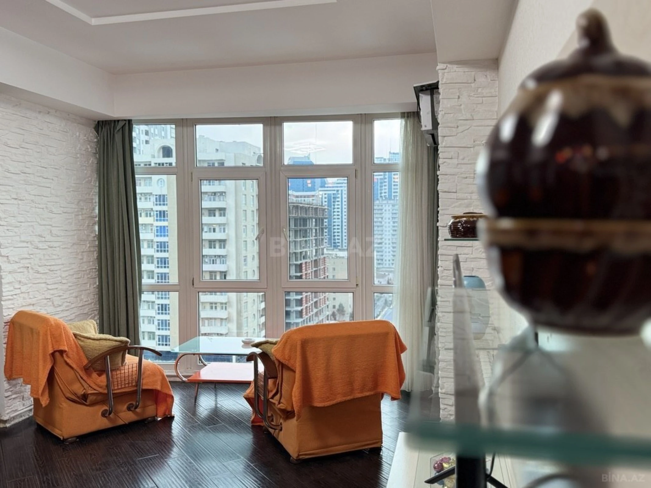 Kirayə verilir 3 otaqlı mənzil 100 m²