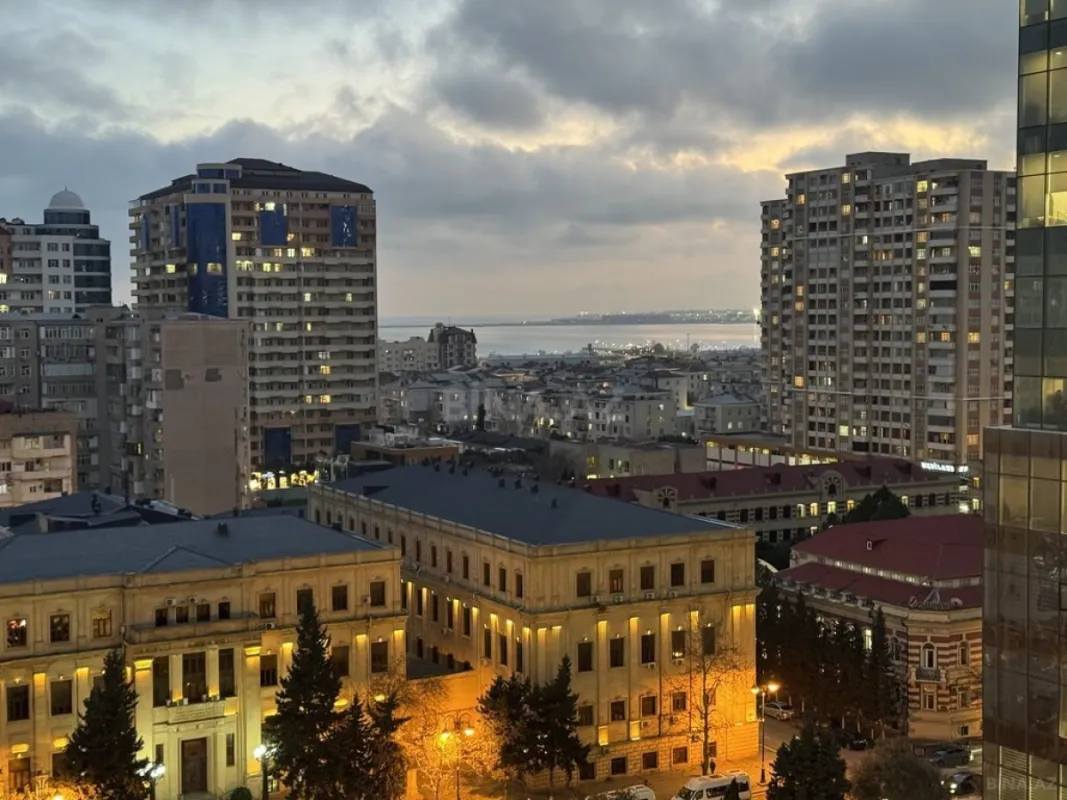 Kirayə verilir 3 otaqlı mənzil 100 m²