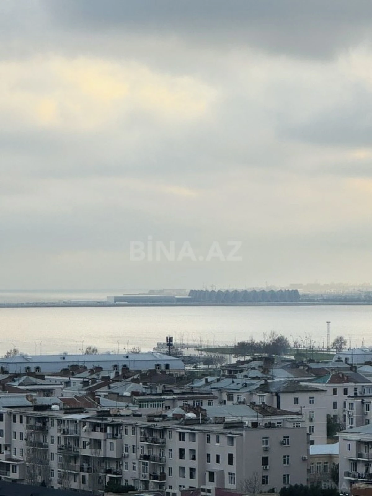 Kirayə verilir 3 otaqlı mənzil 100 m²