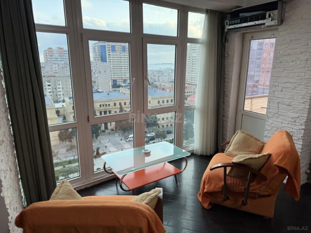 Kirayə verilir 3 otaqlı mənzil 100 m²