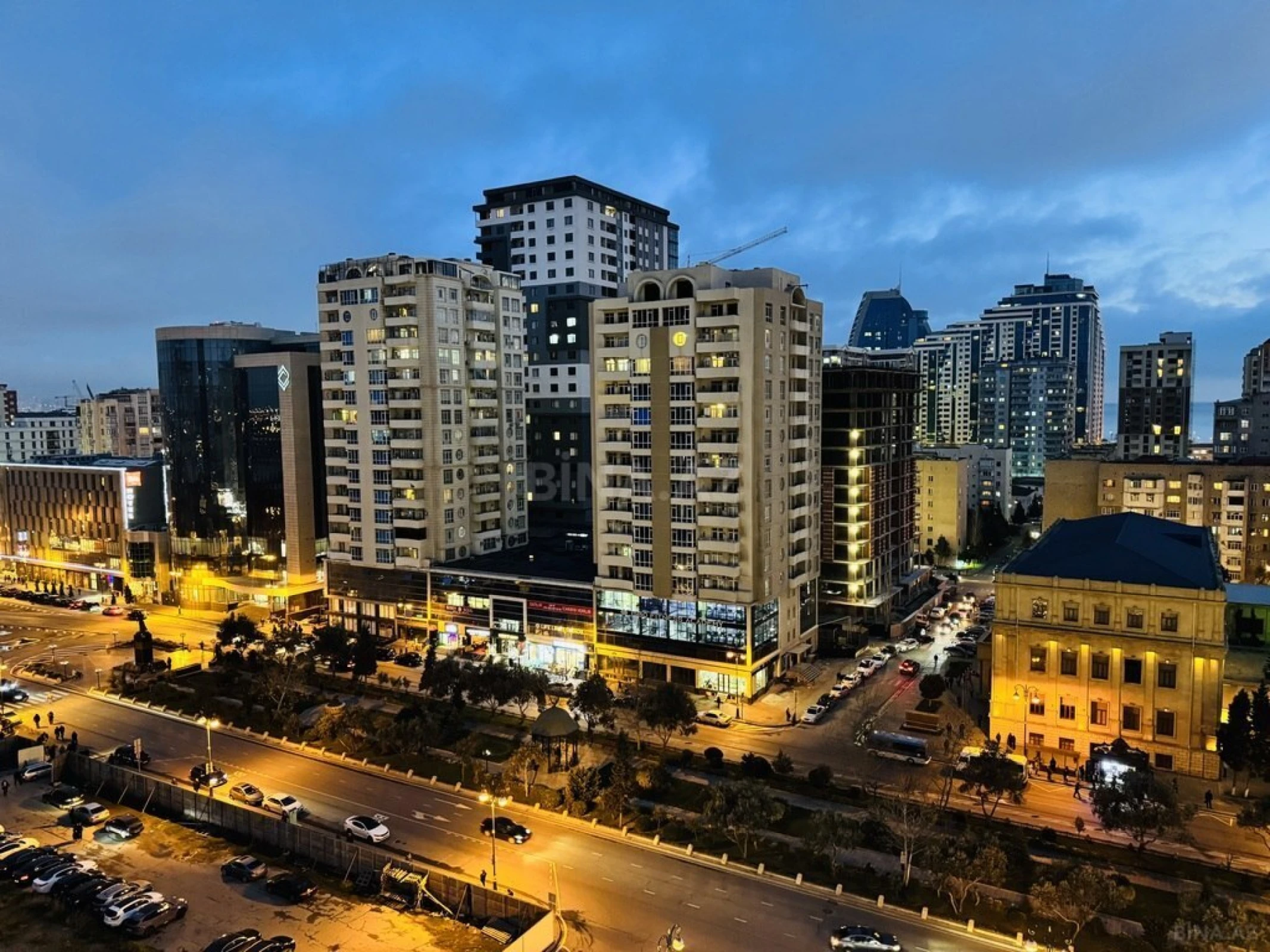 Kirayə verilir 3 otaqlı mənzil 100 m²