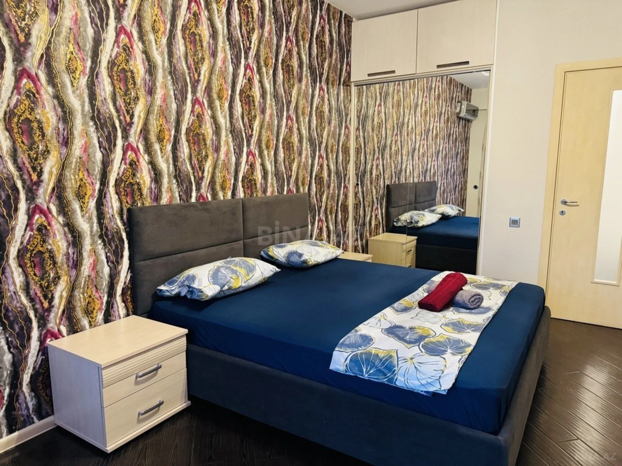 Kirayə verilir 3 otaqlı mənzil 100 m²