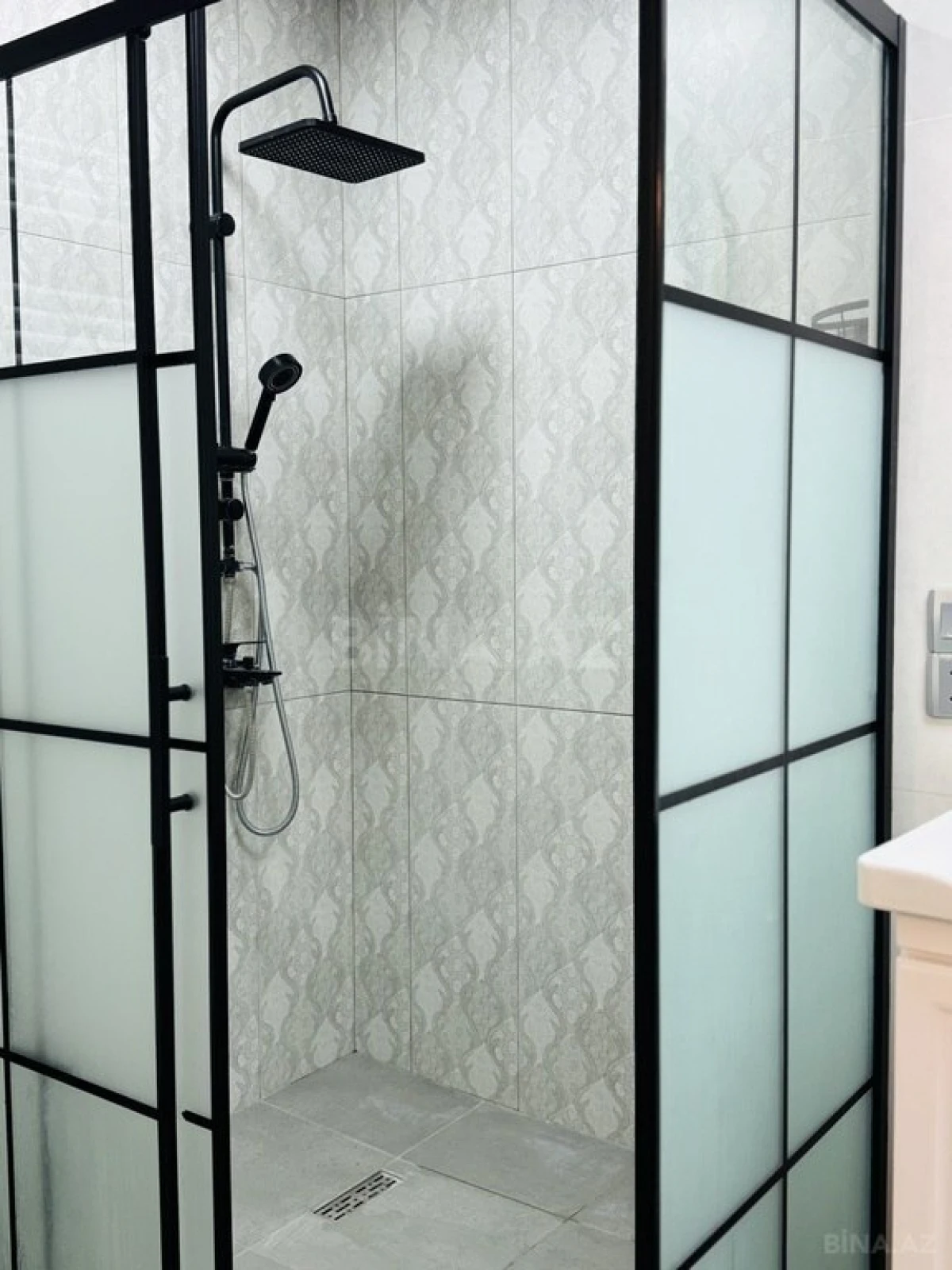 Kirayə verilir 3 otaqlı mənzil 100 m²