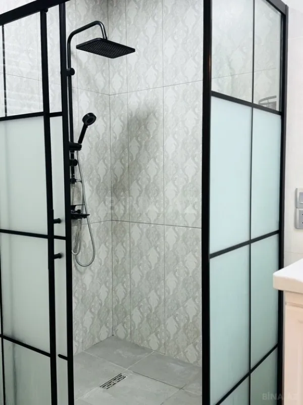 Kirayə verilir 3 otaqlı mənzil 100 m²