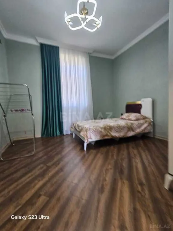 Satılır 4 otaqlı həyət evi 150 m²
