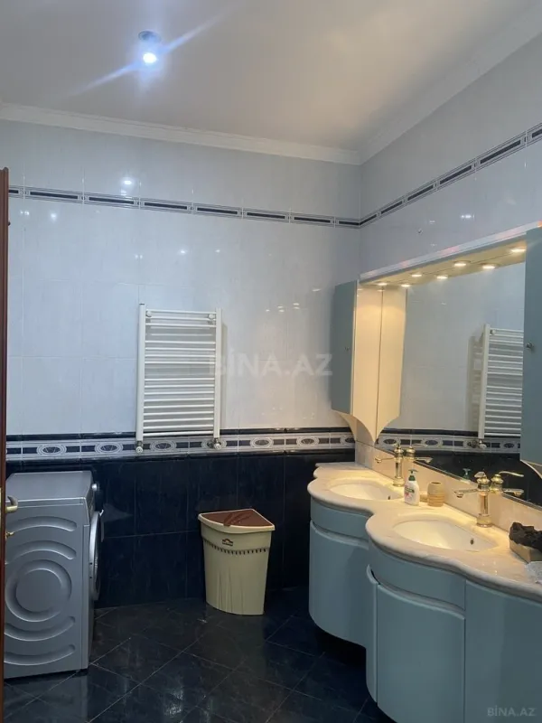 Kirayə verilir 4 otaqlı mənzil 225 m²