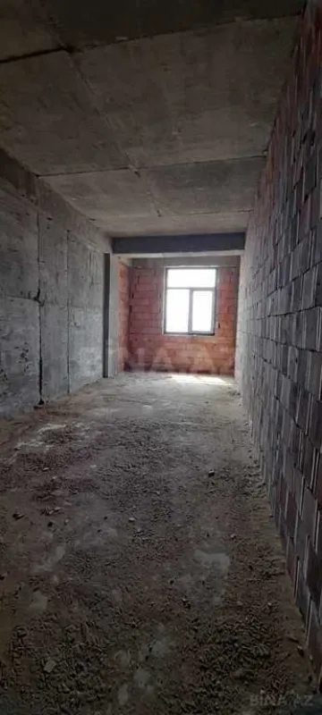 Satılır 2 otaqlı mənzil 61 m²