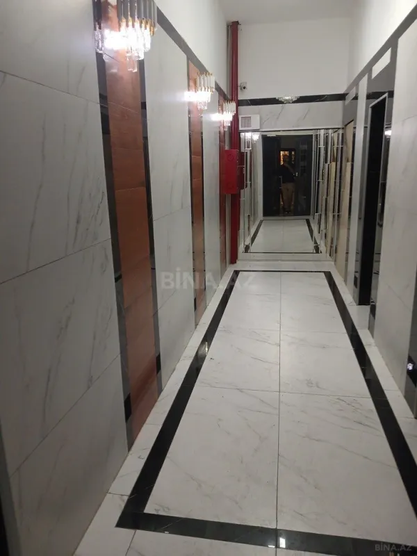 Satılır 2 otaqlı mənzil 61 m²