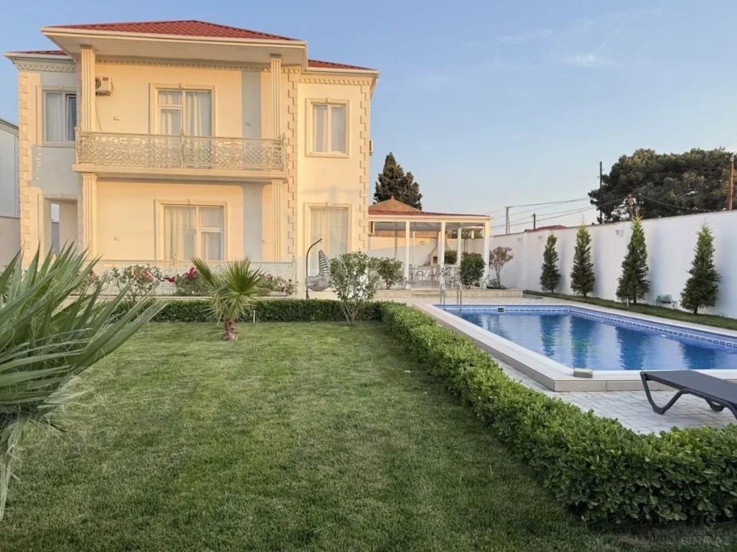 Kirayə verilir 5 otaqlı həyət evi 500 m²