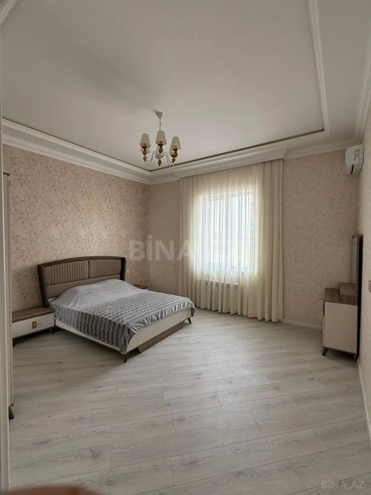 Kirayə verilir 5 otaqlı həyət evi 500 m²