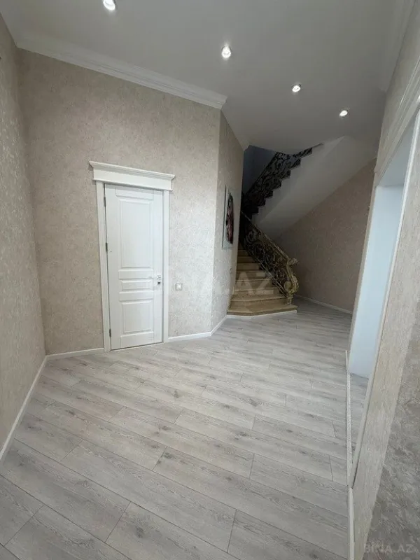 Kirayə verilir 5 otaqlı həyət evi 500 m²