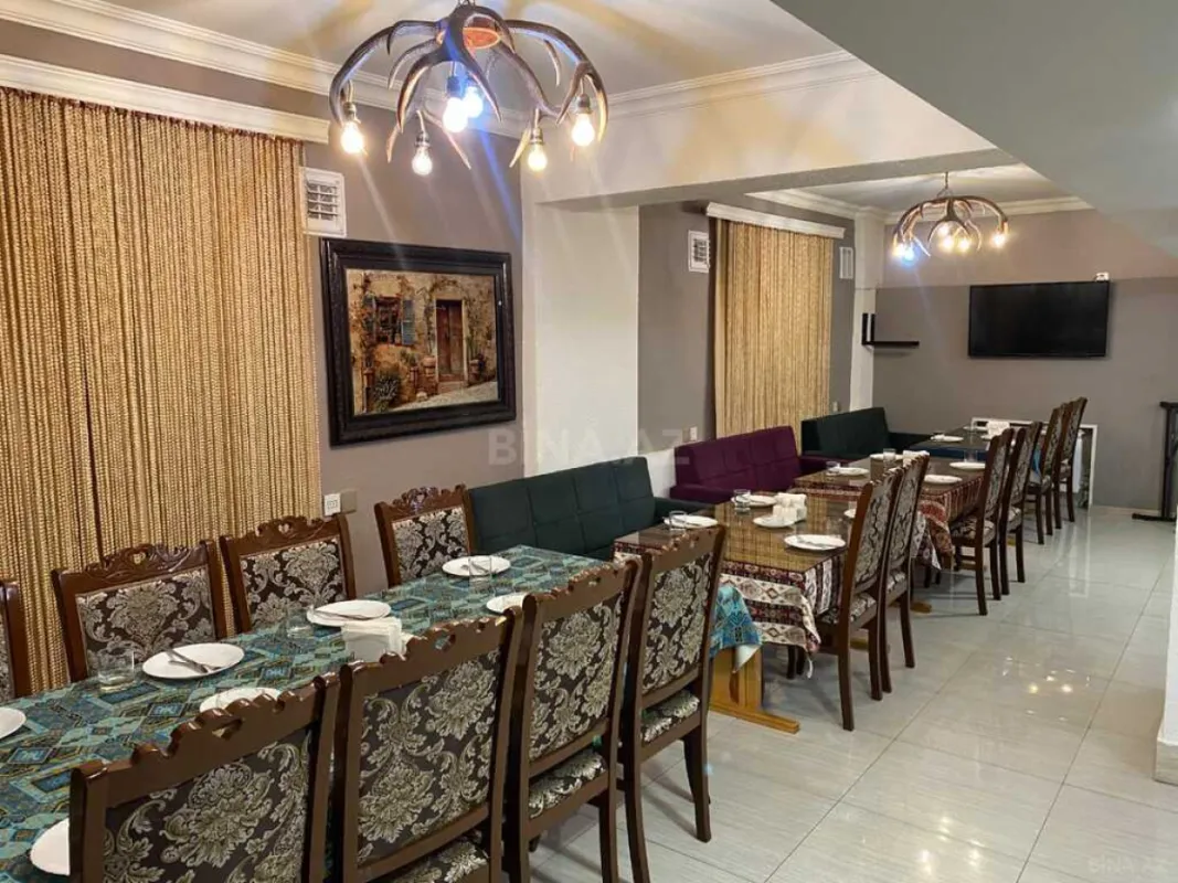 Satılır obyekt 220 m²