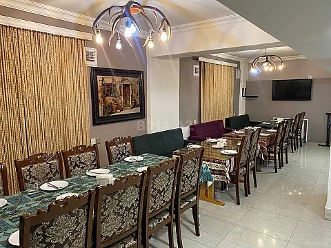 Satılır obyekt 220 m²