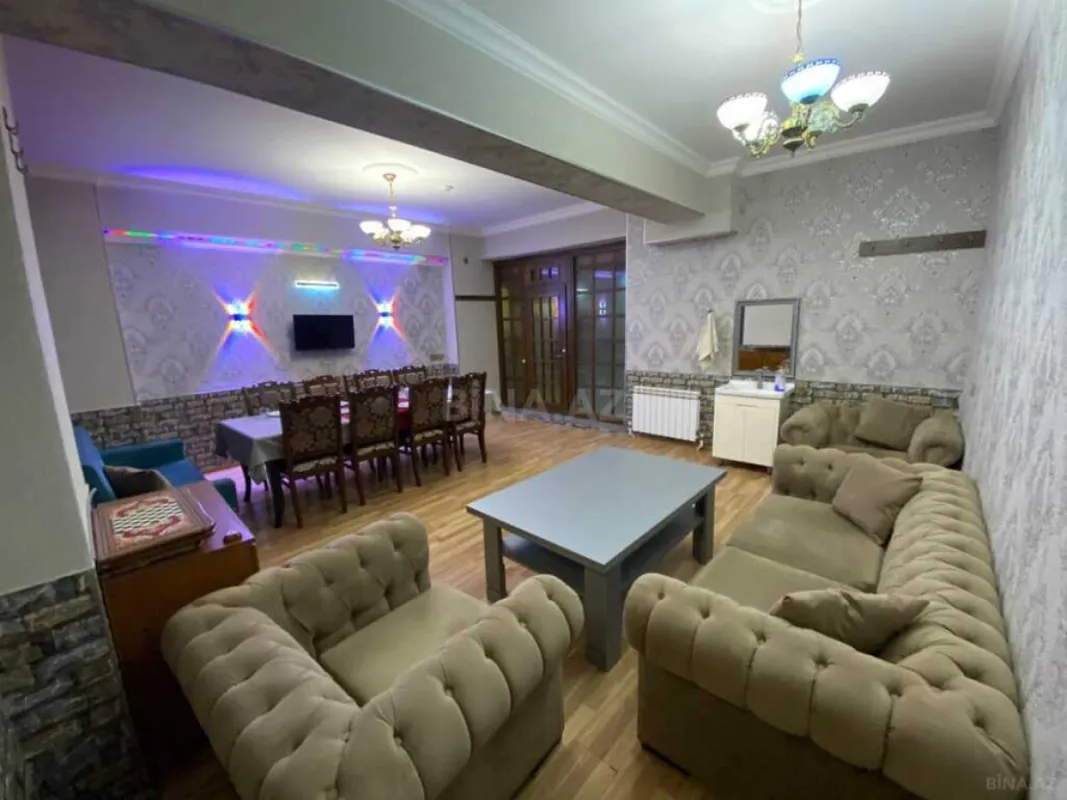 Satılır obyekt 220 m²