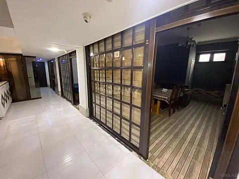 Satılır obyekt 220 m²