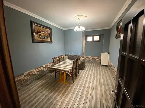 Satılır obyekt 220 m²