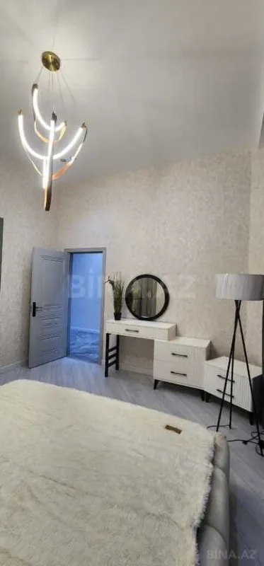 Kirayə verilir 4 otaqlı həyət evi 300 m²