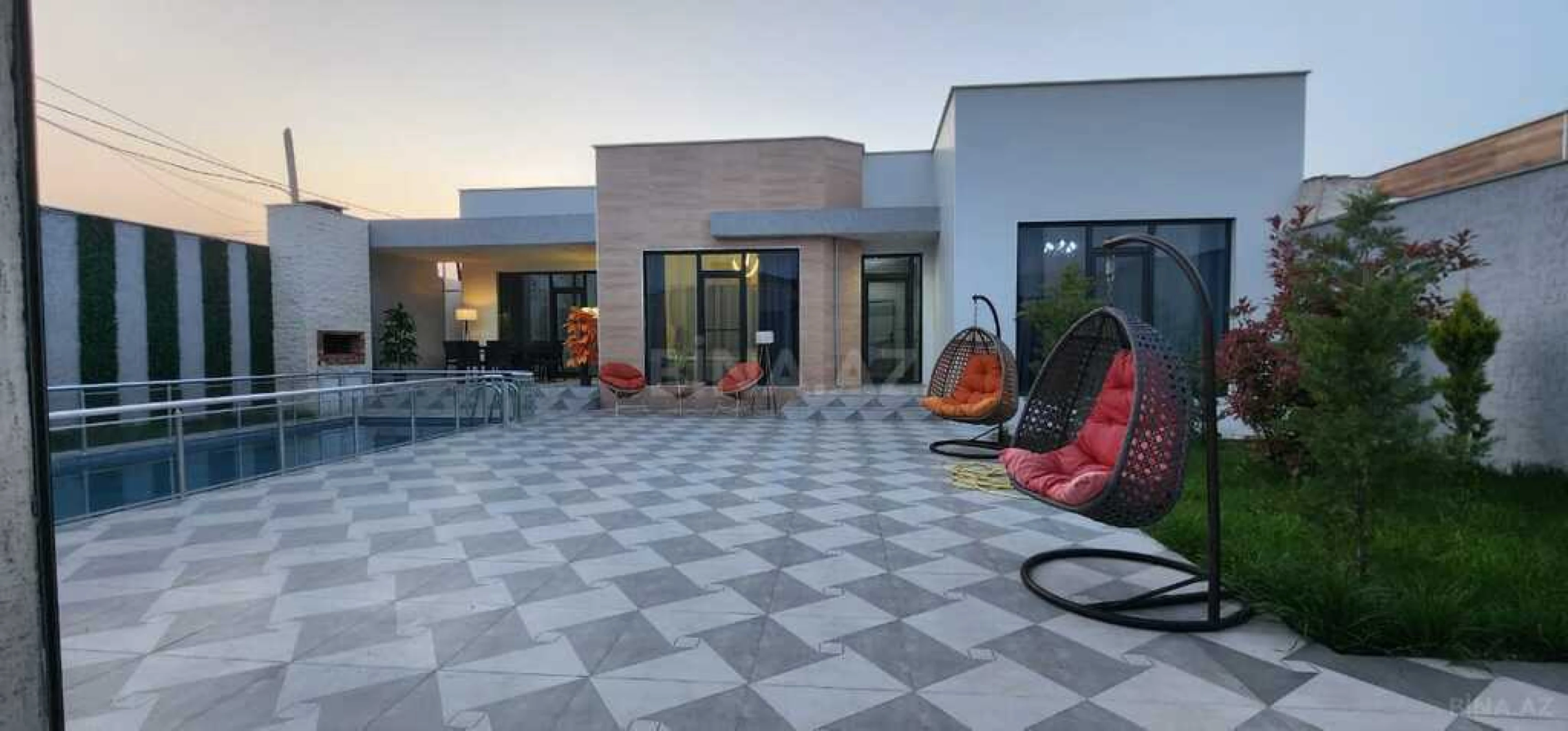 Kirayə verilir 4 otaqlı həyət evi 300 m²