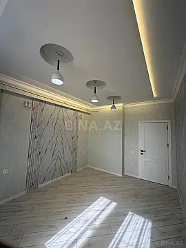 Satılır 2 otaqlı mənzil 83 m²
