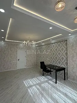 Satılır 2 otaqlı mənzil 83 m²