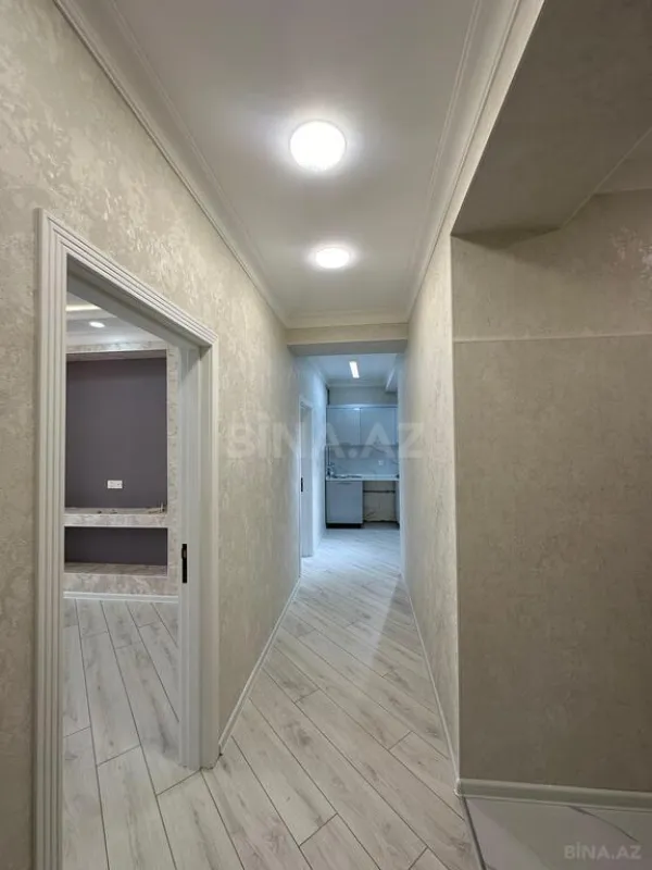 Satılır 2 otaqlı mənzil 83 m²